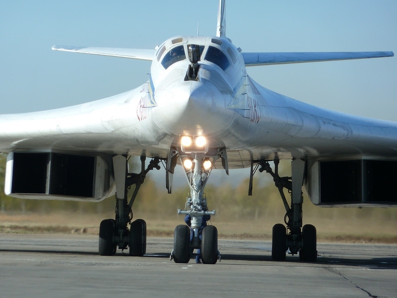 «Белый лебедь». 10 фактов о самом мощном бомбардировщике России