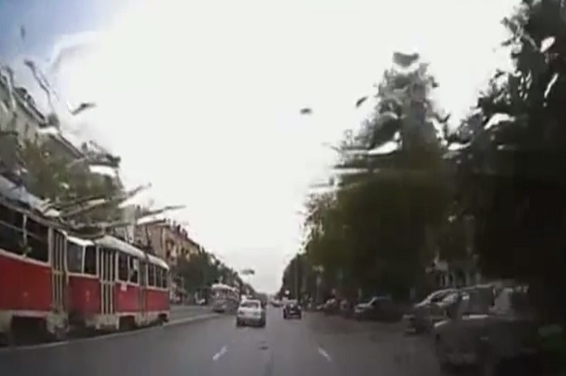 Нелепая трамвайная авария
