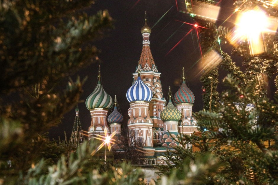 Москва погрузилась в новогоднюю сказку