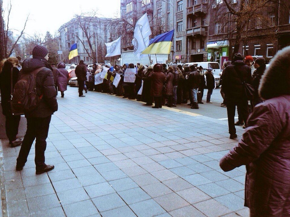 Троллинг проплаченного митинга возле Нац. банка в Киеве