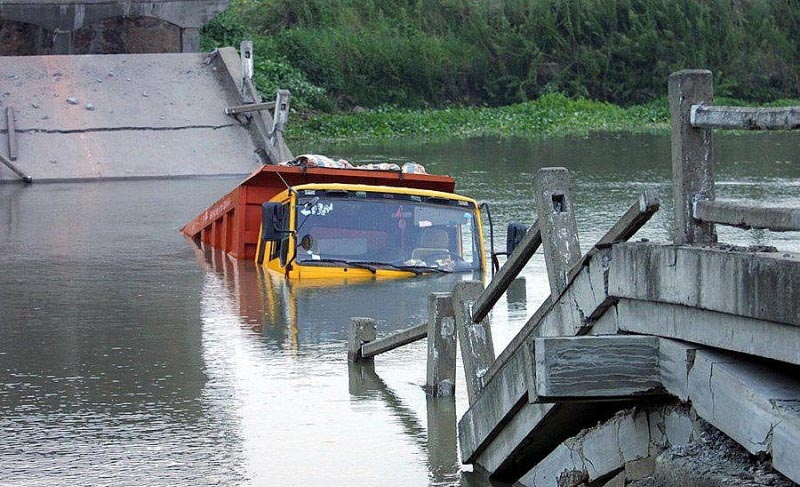 Скоростное строительство мостов в Китае