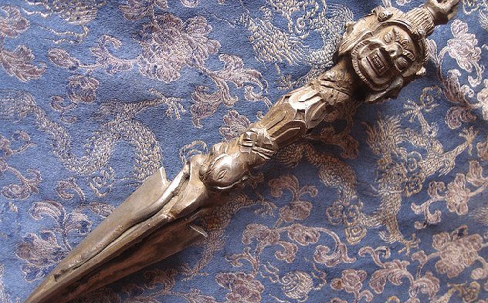 10 самых удивительных боевых ножей в мировой истории