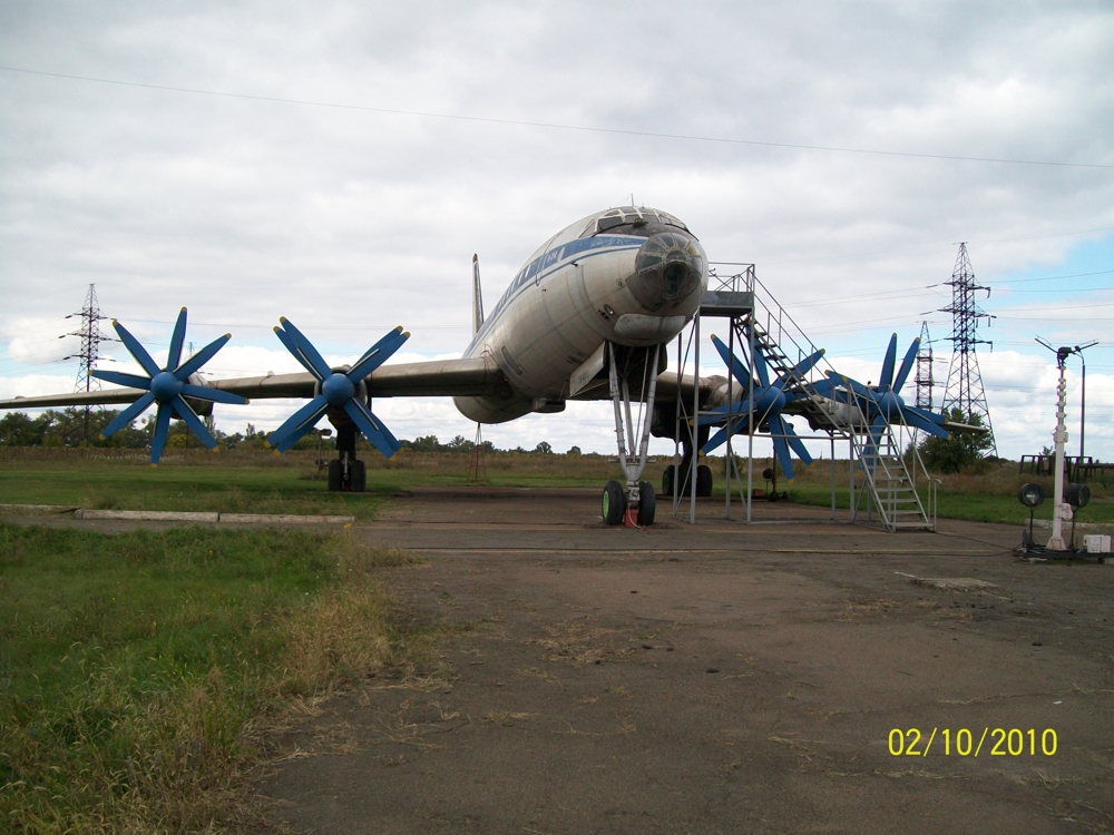 ТУ-114.В продолжение тем Ту-95 и Ту-142