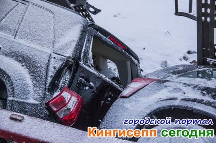 В Ленобласти автовоз опрокинул шесть новеньких Suzuki