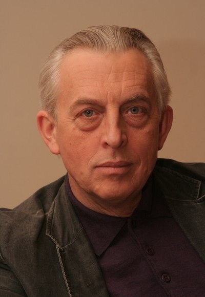 Захватывающий сериал "Чужой"