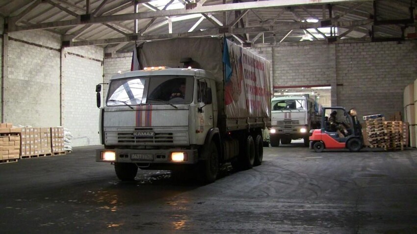 Первый в новом году российский гуманитарный конвой отправился в Донбас