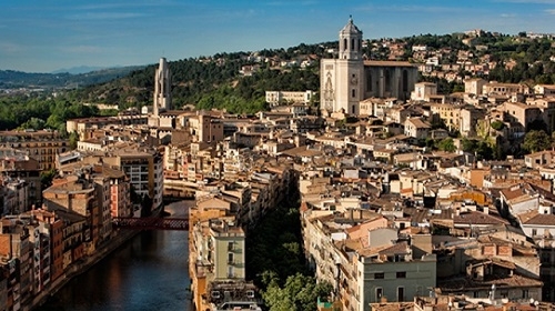 Жирона - историческая жемчужина Каталонии, Испания
