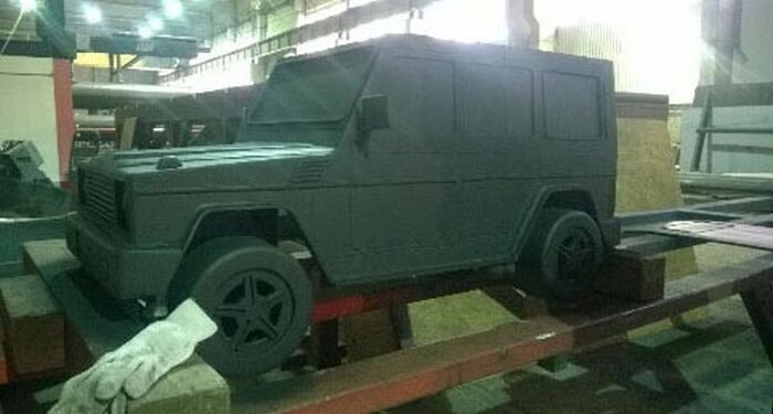 Mангал в форме Mercedes Gelandewagen