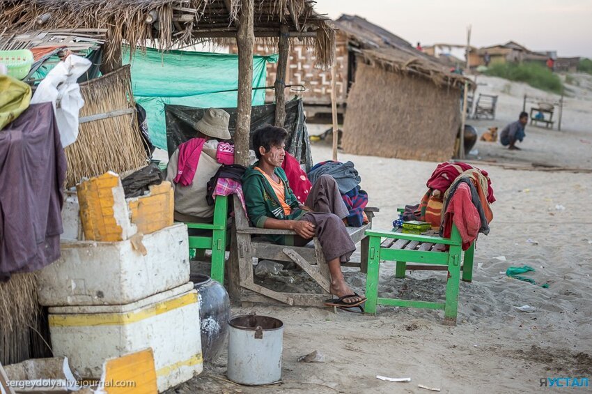 Как живут в деревне в Бирме
