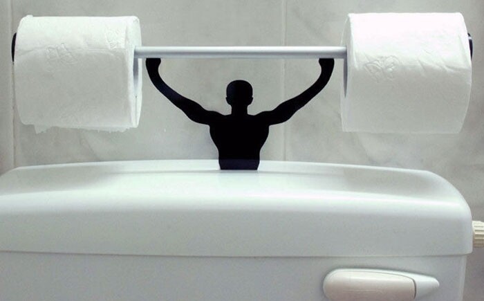 10 невероятно оригинальных держателей для туалетной бумаги