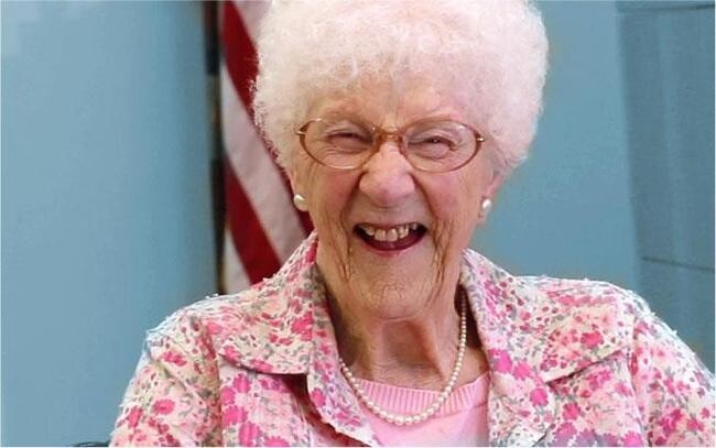 Самая пожилая пользовательница Facebook* празднует 107-летие