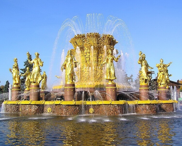 Самые удивительные фонтаны со всего мира
