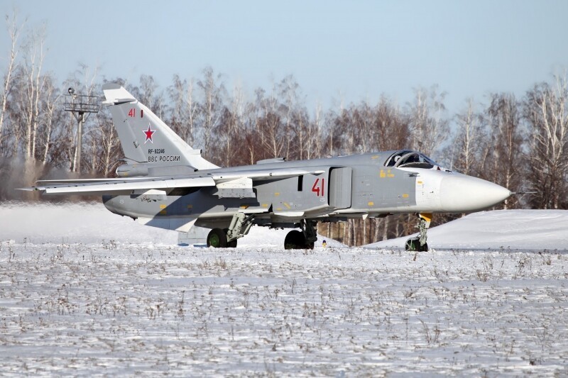 Фронтовой бомбардировщик Су-24