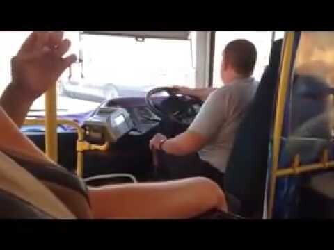 Никогда не садитесь в автобус в Мальте 