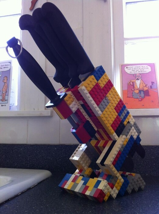 Подставка для ножей из Лего