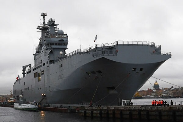 Почему Франция не отдает России корабли