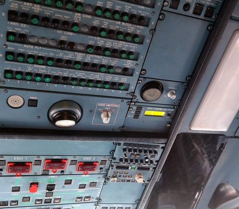 Загрузка самолёта с дискет