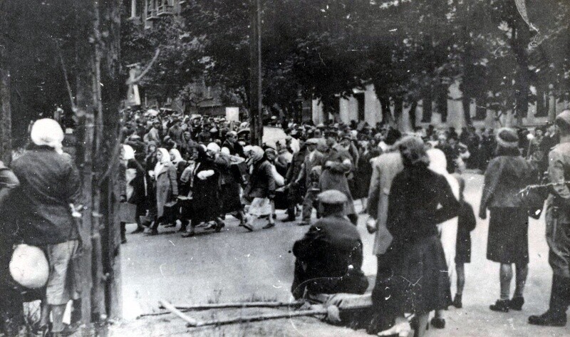 Фотографии из оккупированного немцами Киева в 1941-1943 гг 