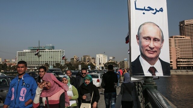 Как Путина в Каире встречали