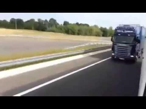Задели достоинство водителя грузовика 