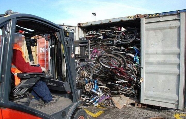 Куда отправляют угнанные в Англии машины и велосипеды