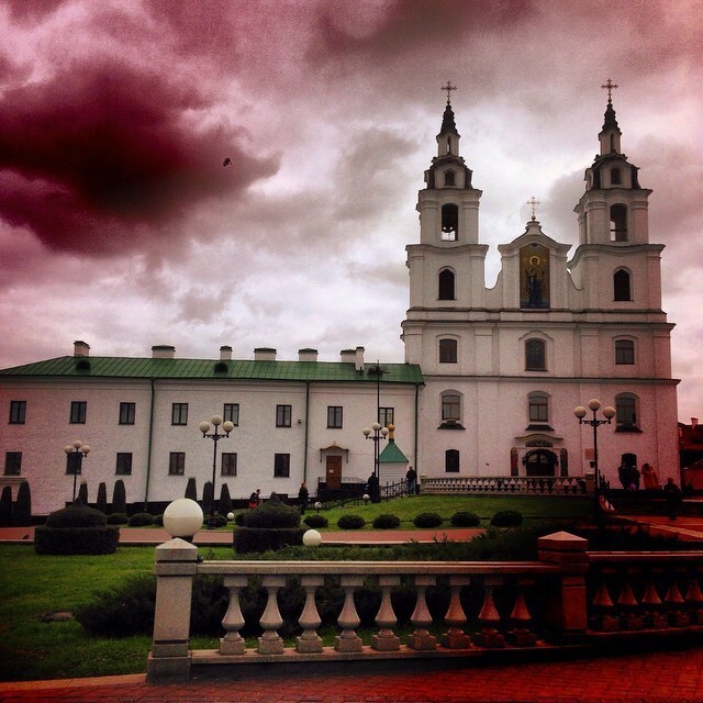 Что публикуют жители белорусской столицы в Instagram*
