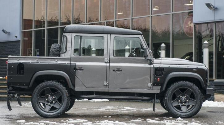 Действительно эксклюзив: пикап Land Rover Defender от A. Kahn Design