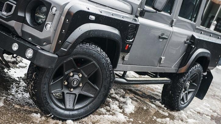 Действительно эксклюзив: пикап Land Rover Defender от A. Kahn Design