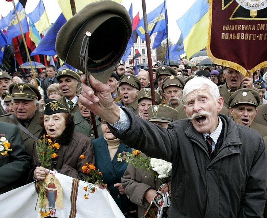 Цунами РЕСТИТУЦИИ надвигается на Украину!  