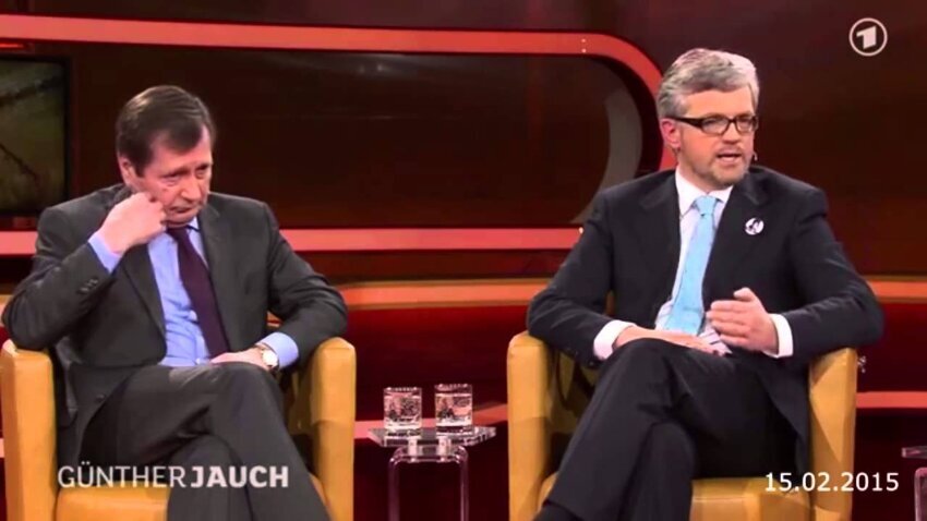 Немцы в шоке от того, что радикально правые воюют на стороне украины. 