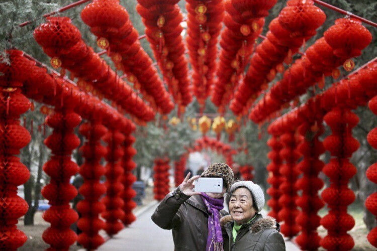 Подборка интересных и необычных фотографий повседневной жизни в Китае