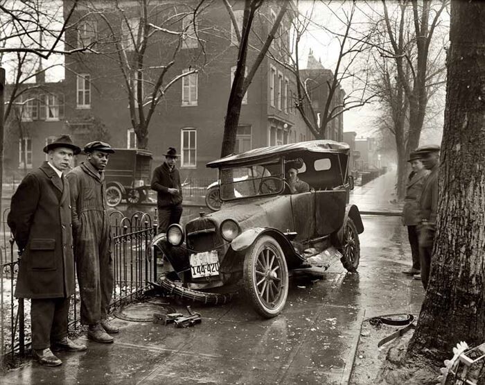 21. Автомобильная авария. Вашингтон, округ Колумбия, 1921 год