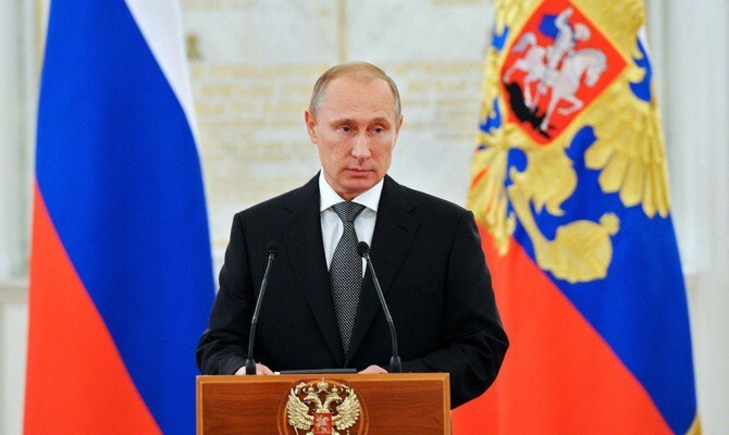 Путин заявил о готовности России дать ответ давлению извне