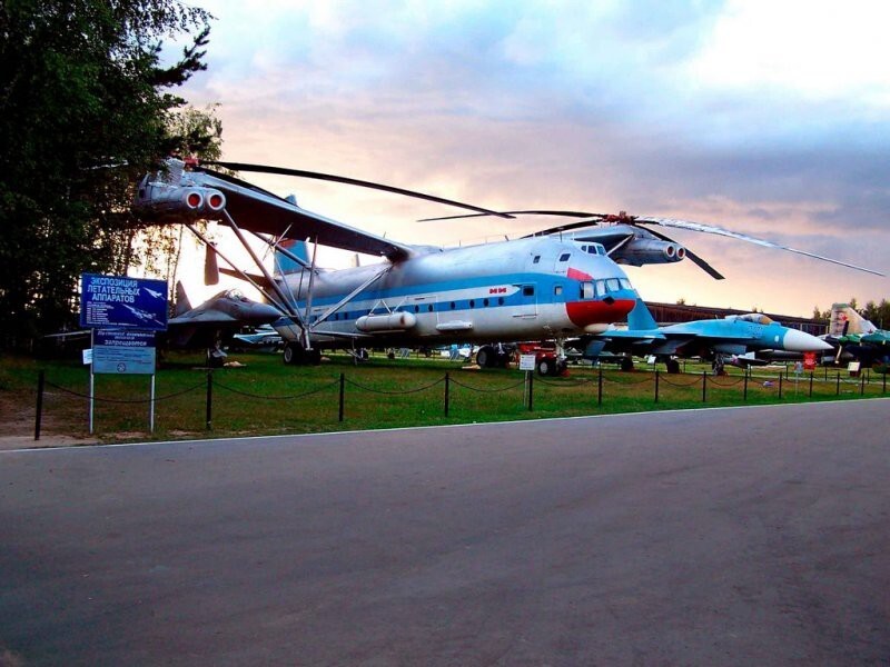 Мировой рекорд Ми-12 не побит до сих пор