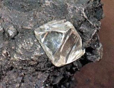 Тайны возникновения месторождений алмазов