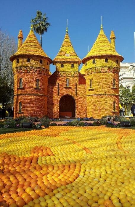 Фестиваль цитрусовых в столице лимонов Ментоне
