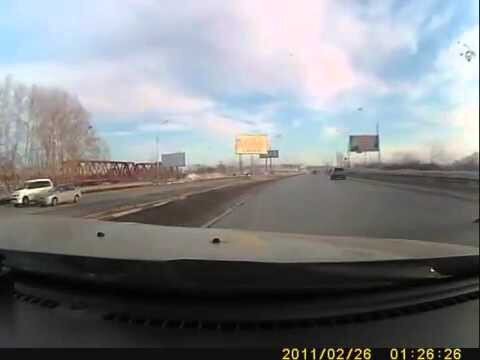 Справа налево - ДТП в Новосибирске 21.02.2015 