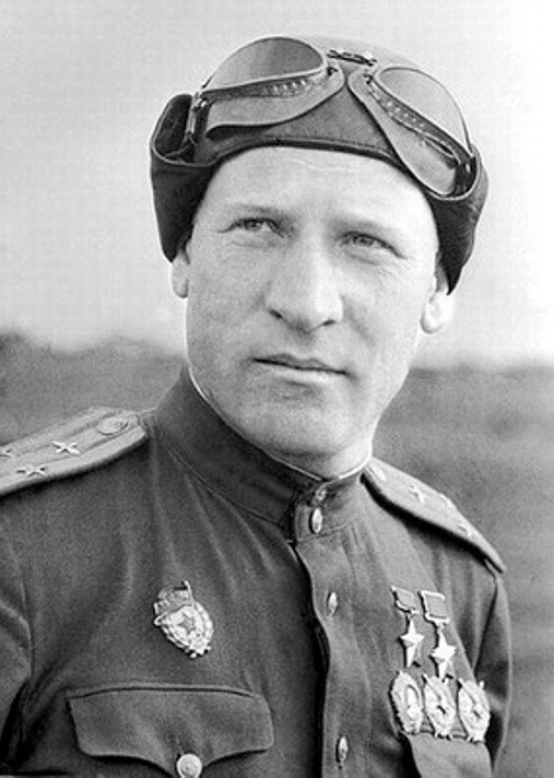 Защитники Отечества: дважды Герои Советского Союза