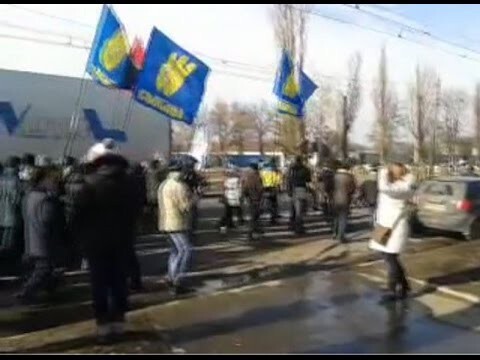 Что делал американец на месте взрыва в Харькове? Куча странностей 