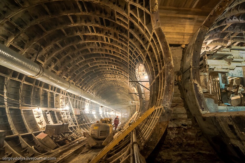 Как строят метро