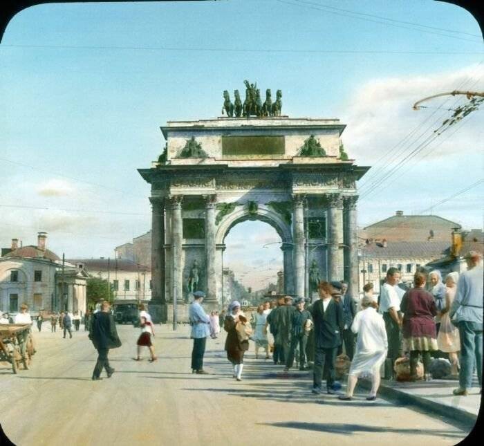 Редчайшие снимки Москвы 1931 года в цвете