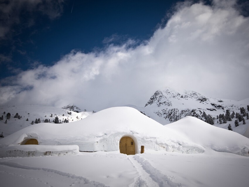 12. Iglu Village Тироль, Австрия