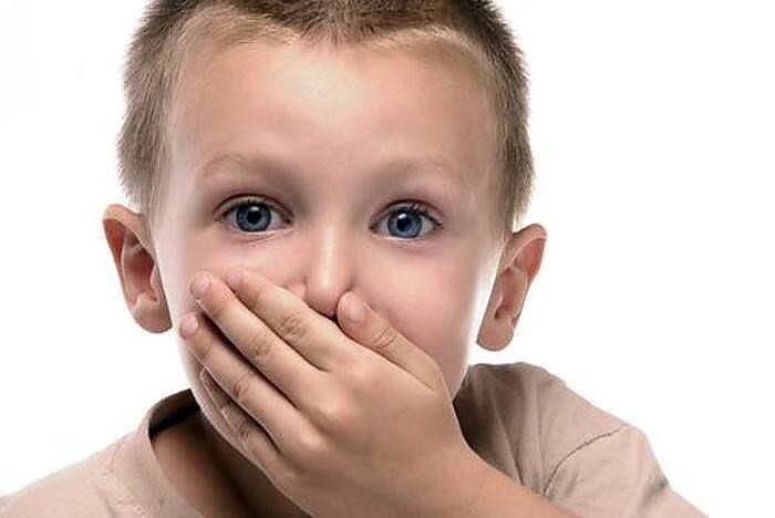 10 фраз, которые делают из детей закомплексованных взрослых