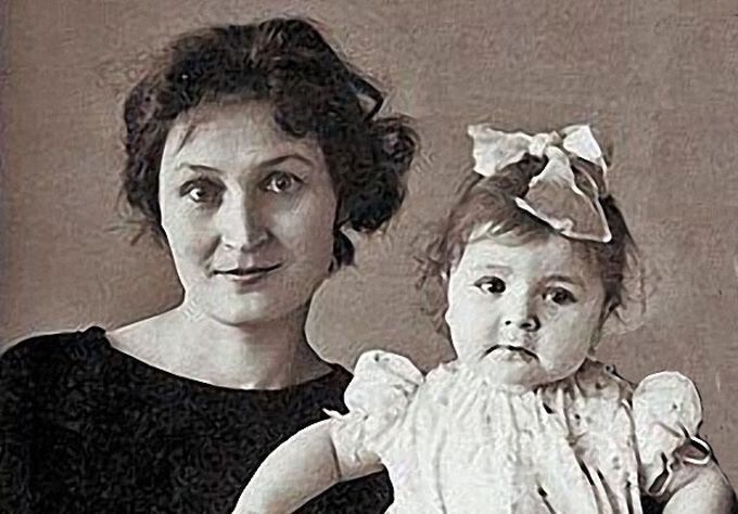 Жанна Агузарова с мамой Людмилой Савченко