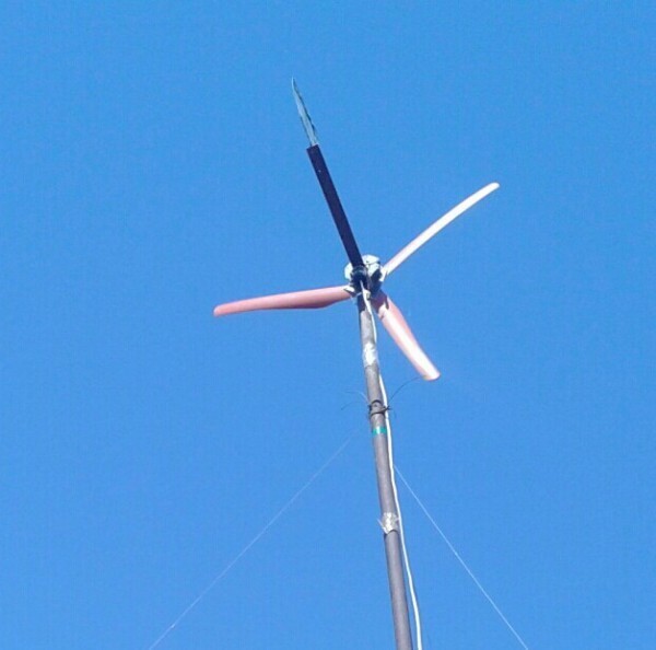 Ветровая электростанция на даче