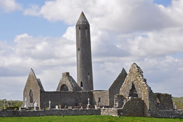 Башня в Килмакду. Ирландия
