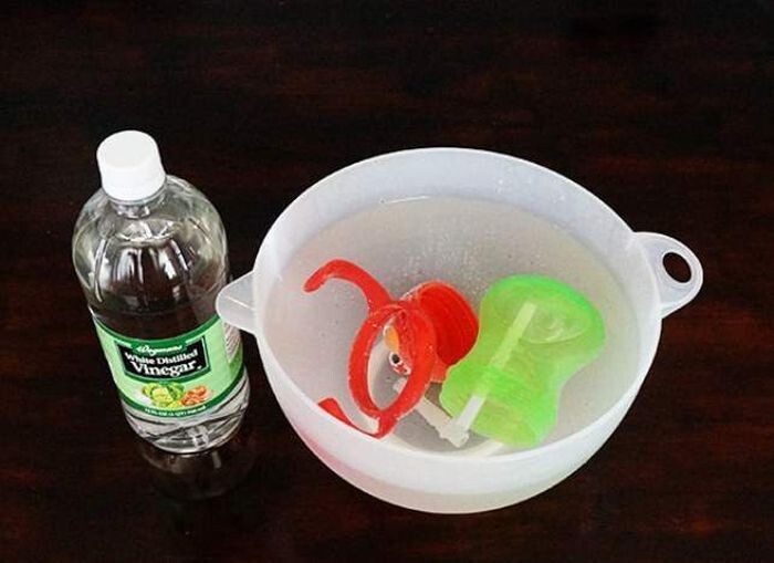 6. Как почистить в домашних условиях бутылочку