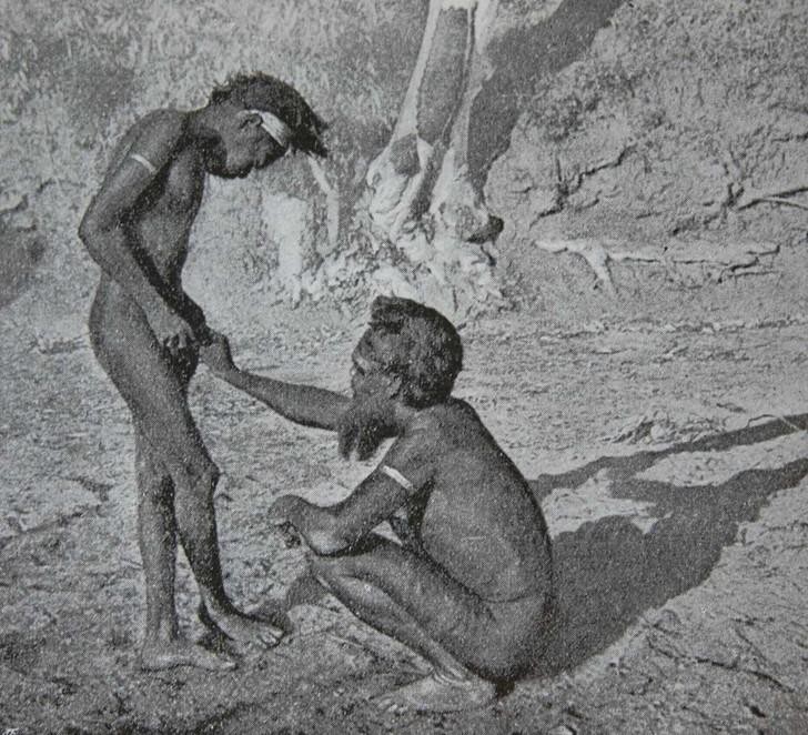 2. Мардуджара — племя, практикующее необычное обрезание и меатотомию