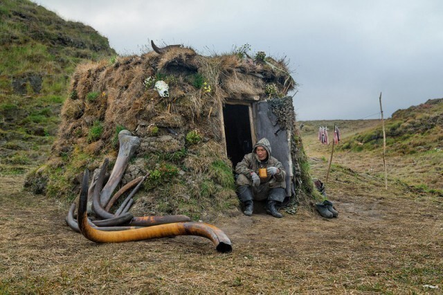 Добыча бивней мамонта на территори Сибири 