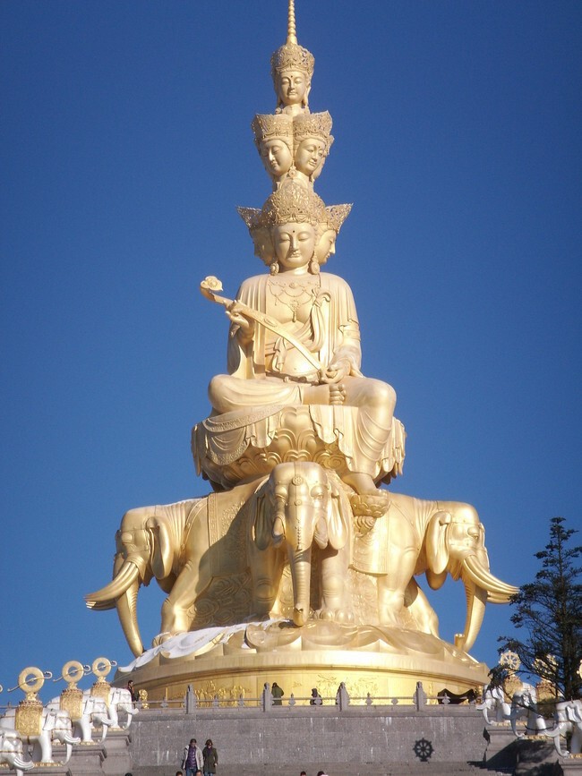 14. Статуя Бодхисаттвы Самантабхадры, Сычуань, Китай
